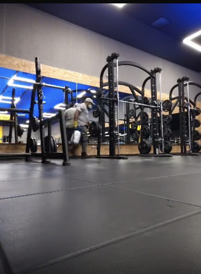 Fumigación y desinfección de un gimnasio comercial en Cali